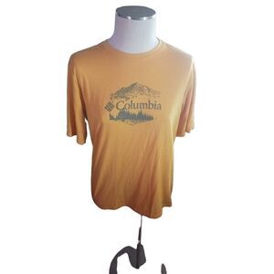 Columbia short sleeve NWOT Unisex medium mountain
